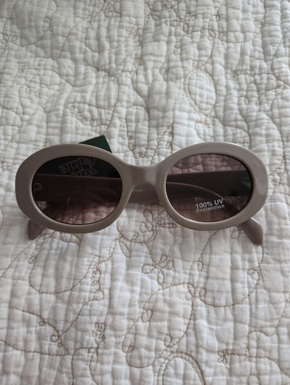 Wild Fable Beige Plastic Oval Sunglasses